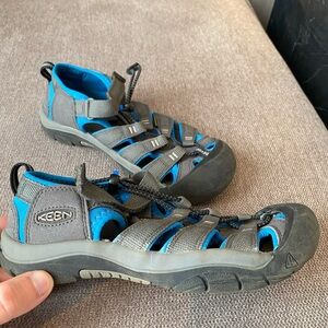 Blue Keen Newport H2 Watershoes / Sandals Kids Size 5 Women’s Size 6 Waterproof